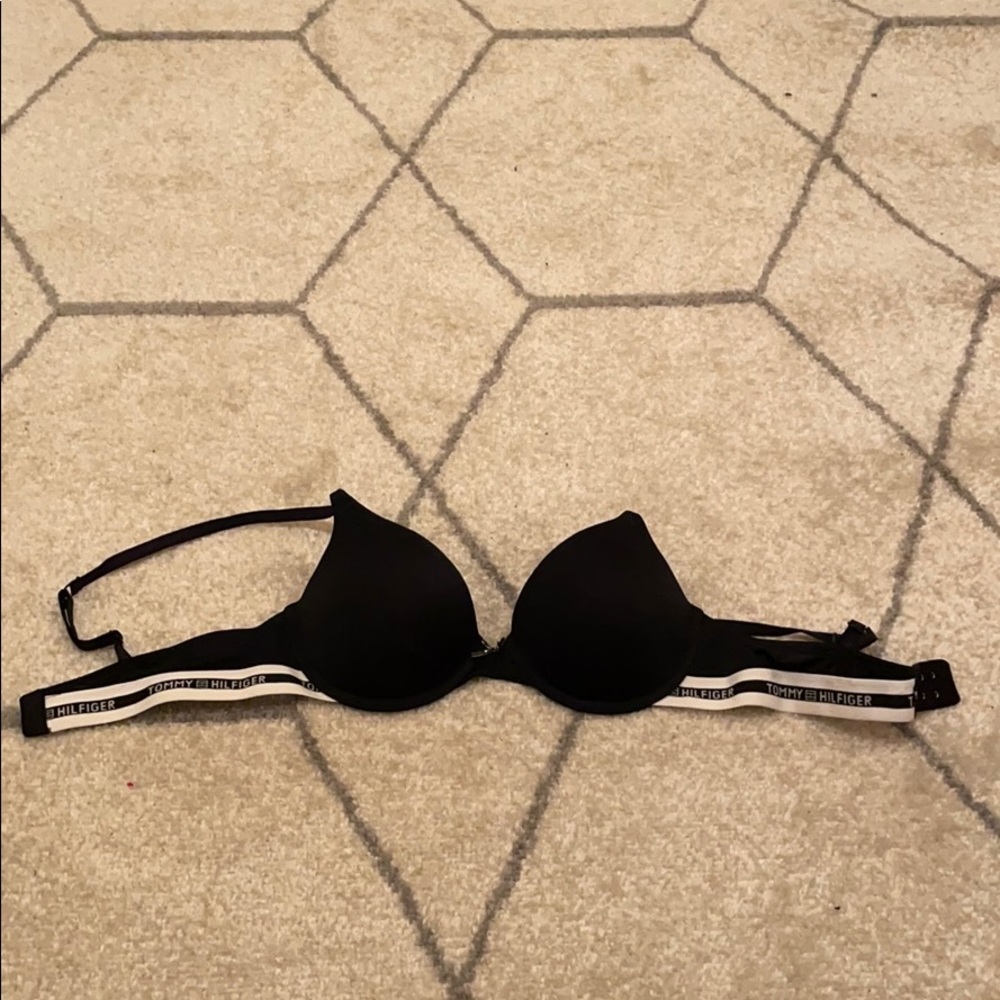 Tommy Hilfiger classic tee push up bra